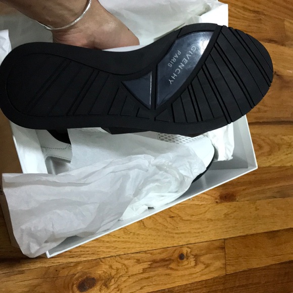 Givenchy runners - Picture 4 of 4